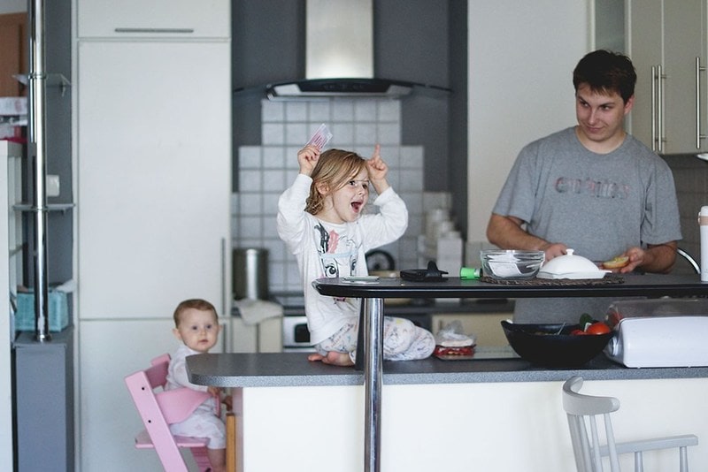 Projekt 365 blog parentingowy pomoc w kuchni zabawa