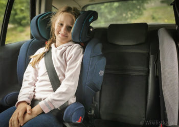 Starsze dziecko w samochodzie – jak przewozić, jak wybrać dobry fotelik i zadbać o bezpieczeństwo dziecka?